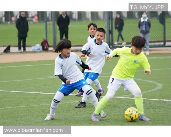 哪些足球球星有孩子 他们的子女生活怎样影响父母的职业生涯