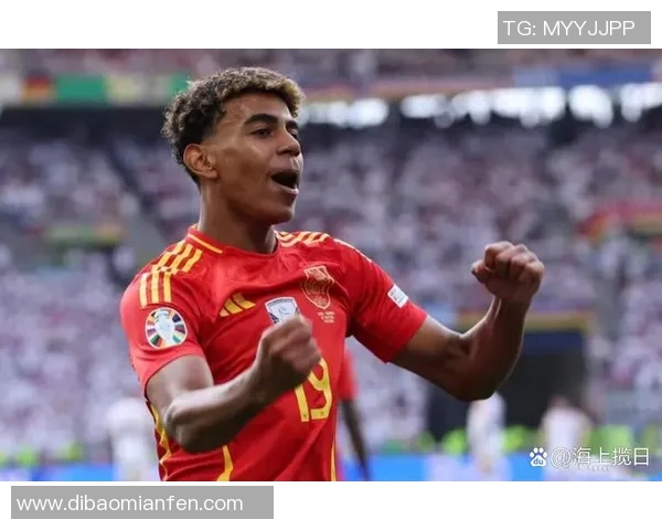 足球巨星与热情粉丝亲密互动，见证心动时刻与无私奉献的感人故事